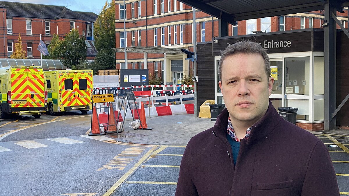 Health Minister urged to fund repair of Stepping Hill dangerous ward ...