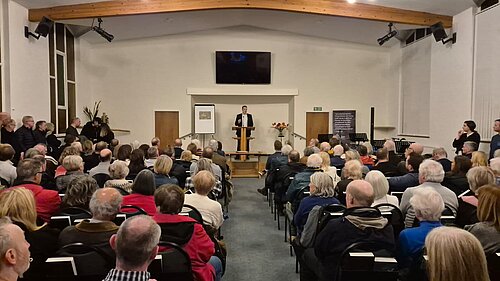 Tom Morrison MP speaking to local residents